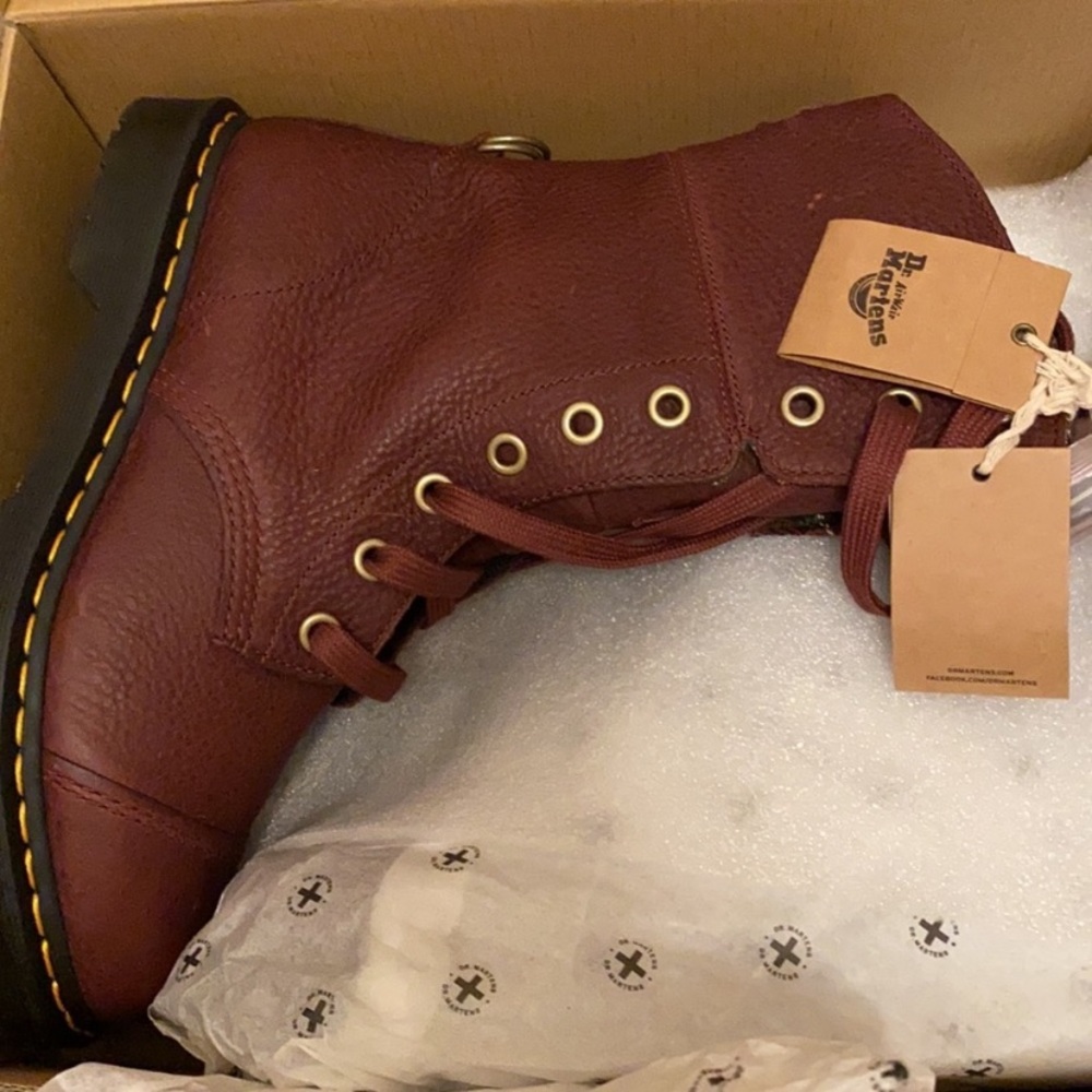 Dr.Martens Aimilita cherry red boots